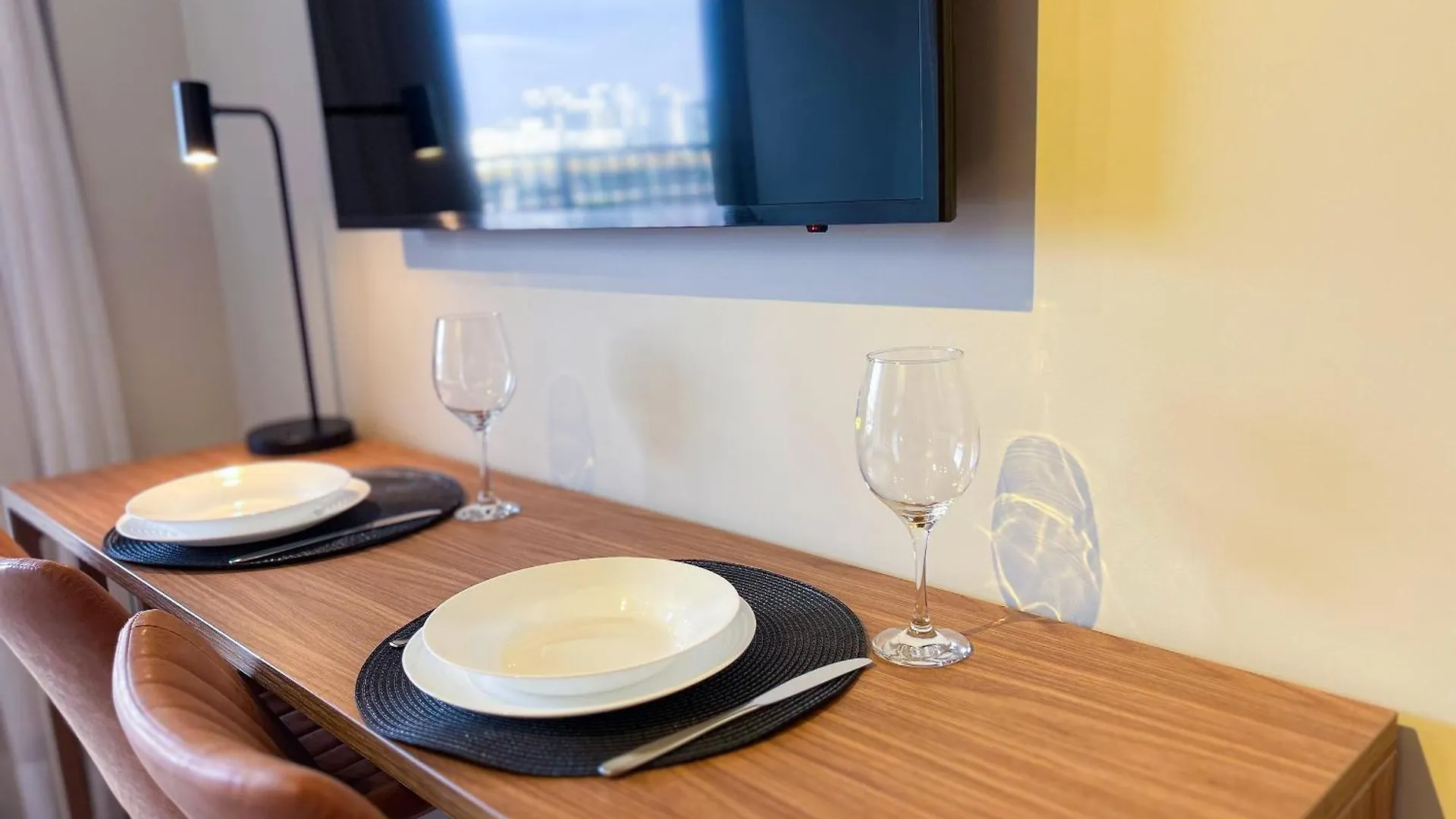 Ibira Premium | Pisc. Aquec. Metro E Aeroporto Apartamento São Paulo Brasil